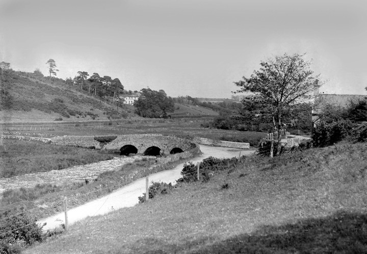 Bridge near Cloghroe old school