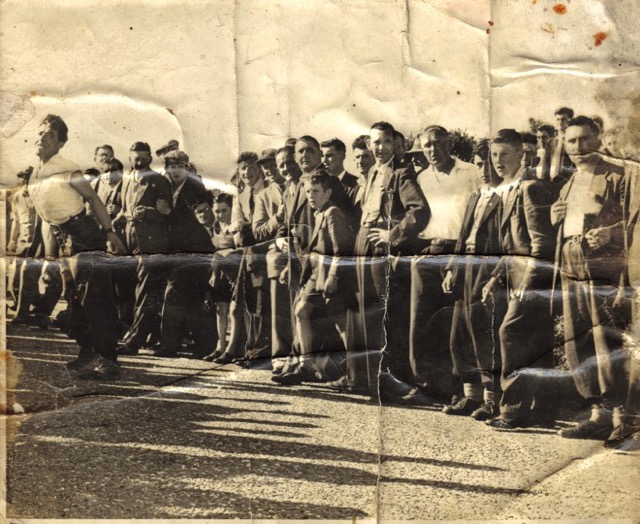 Well known bowlplayer Con Desmond in action on the Kerry Road. 