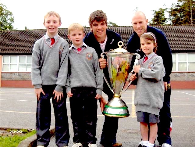 Rugby stars Donncha O’Callaghan and Peter Stringer brought the Heineken Cup to Cloghroe School in April 2006