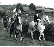 Muskerry Hunt meet near Berrings in 1958.jpg